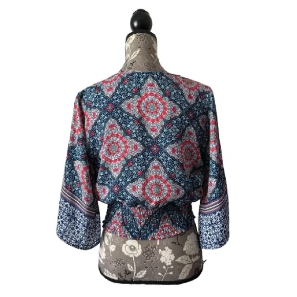 Blue & Red Women' S-M Floral Geometric Bohemian Design Sleeved V Neck Crop Top - Picture 2 of 10